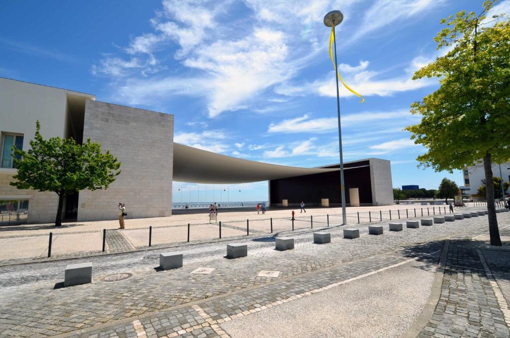 Expo Oriente Lis Apartment Lisbon Exterior photo